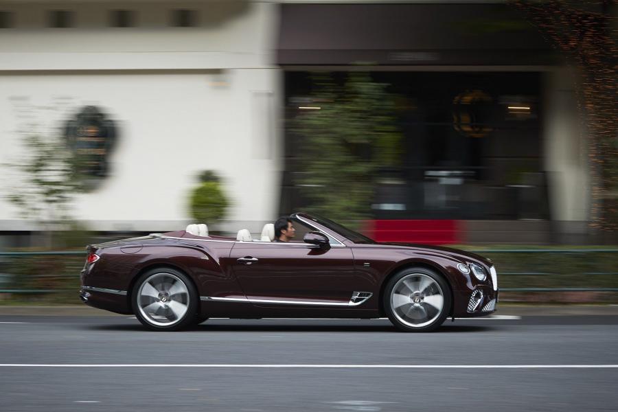  Bentley Continental GT Convertible 2019 года  (JP) (фото 4 из 18)